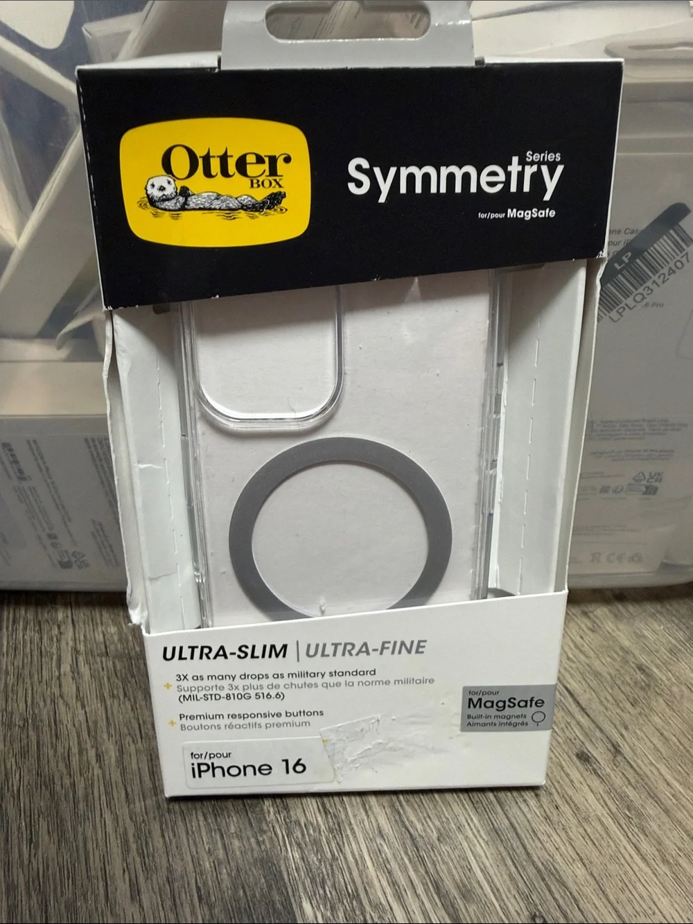 OtterBox Symmetry Series Clear Case with Gray MagSafe Ring for iPhone 16